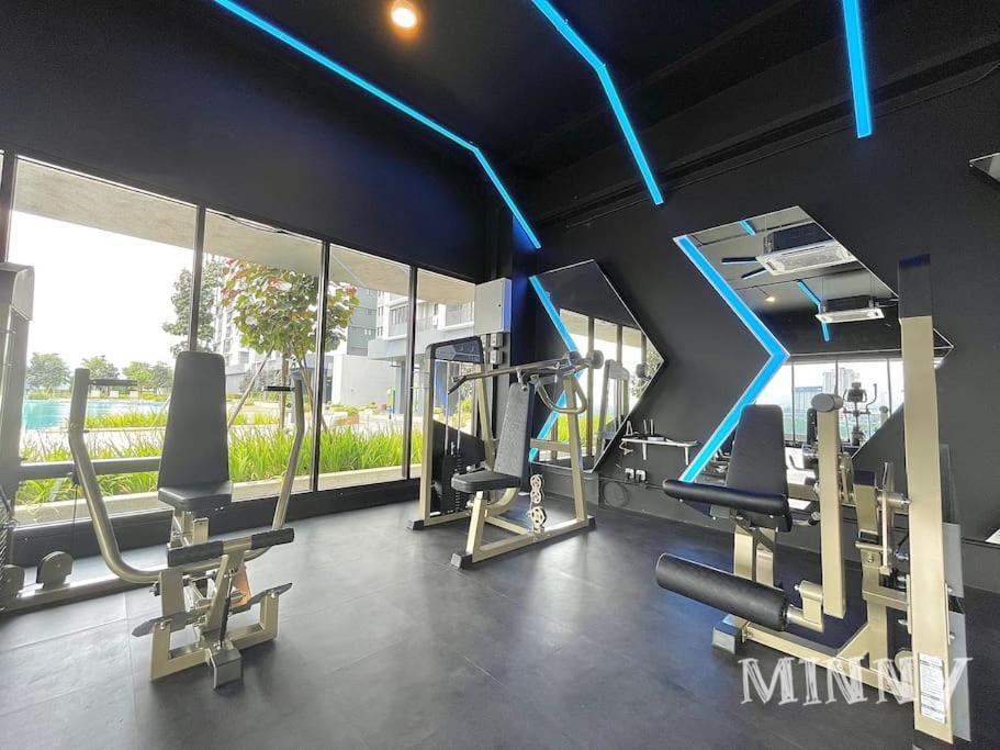Apartment Netizen Walk To Mrt 4-5pax Cheras